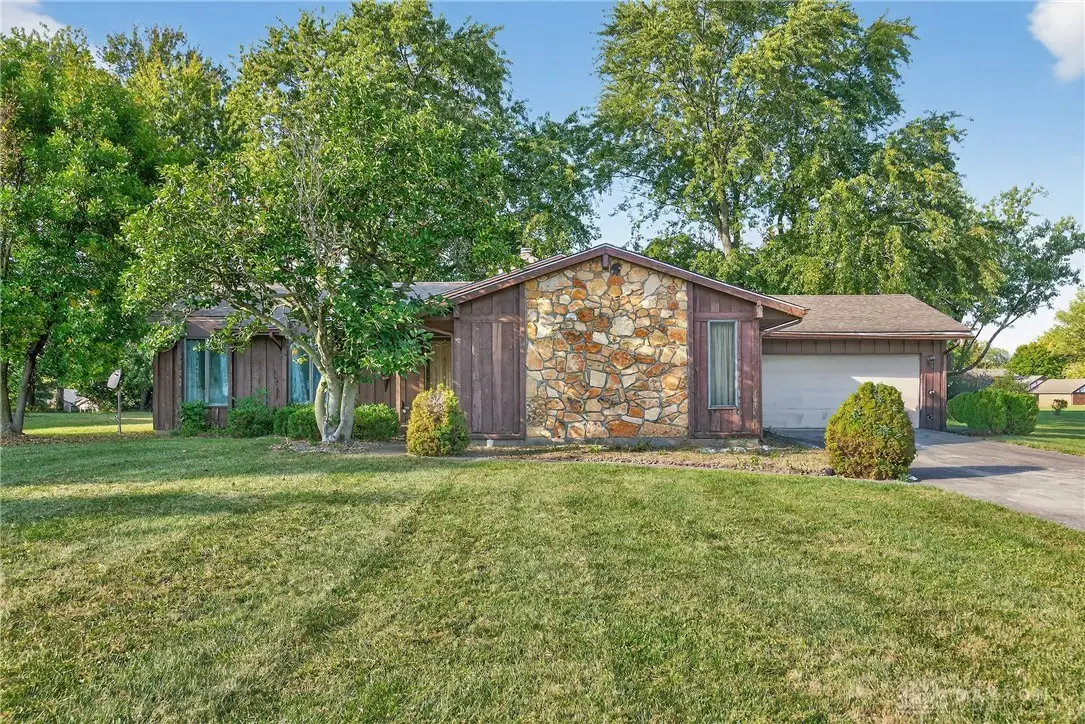 748 Stratford Drive, Sidney, OH 45365 - Image #1