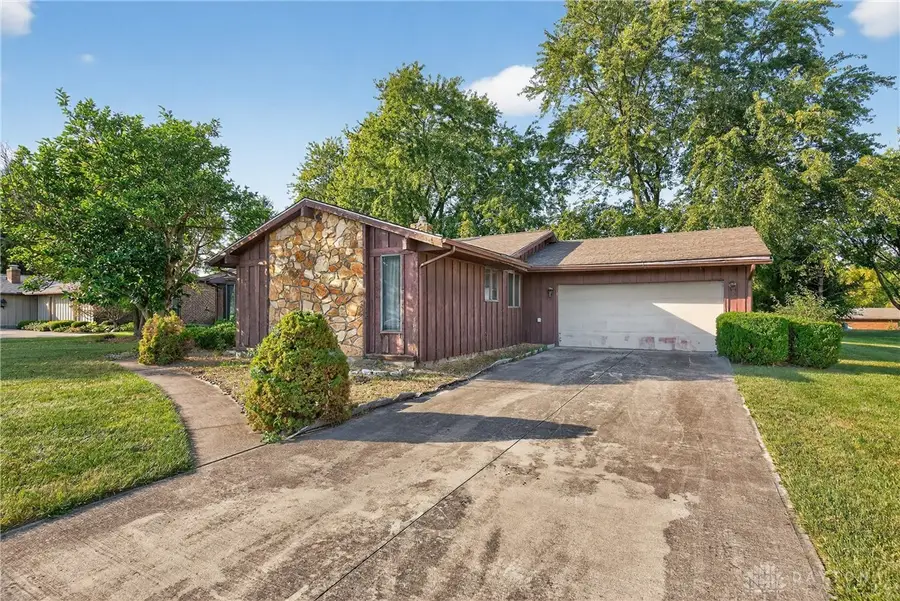 748 Stratford Drive, Sidney, OH 45365 - Image #2