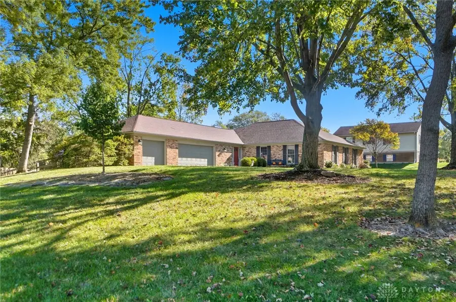 1553 Roamont Drive, Centerville, OH 45459 - Image #3