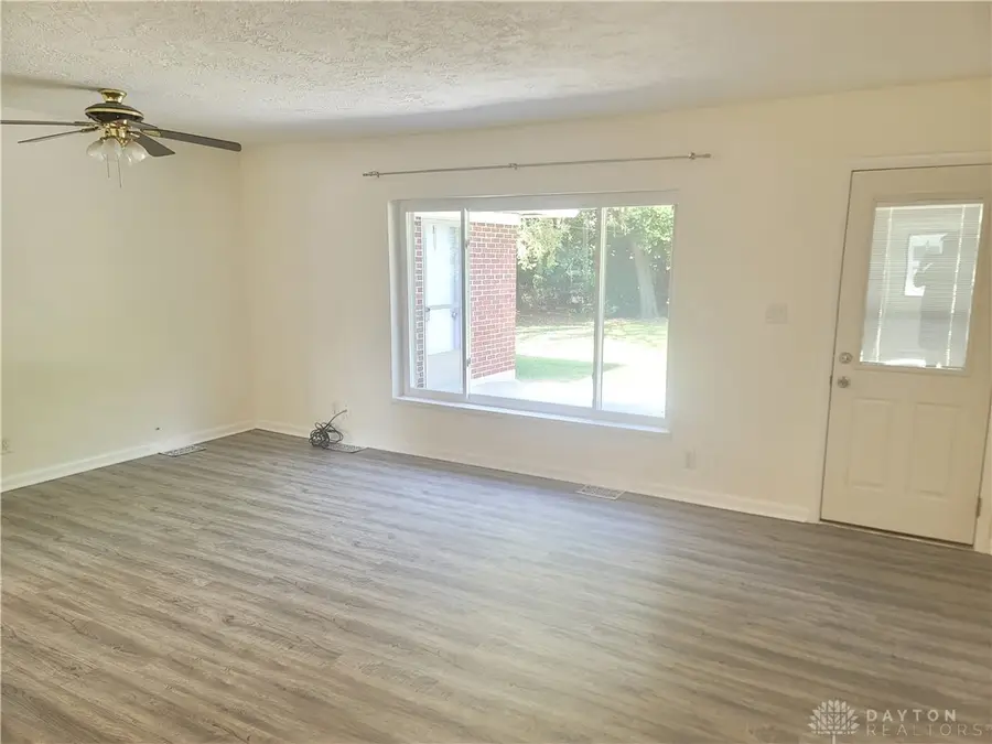 645 Brookfield Road, Dayton, OH 45429 - Image #2