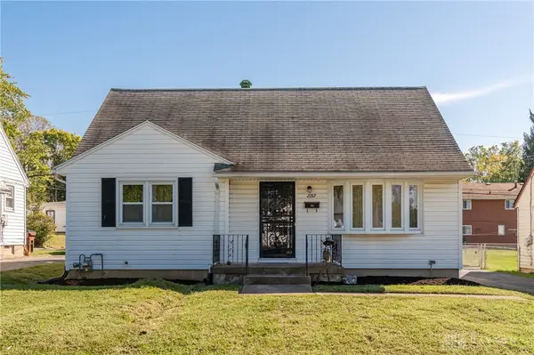 2212 Chamberlin Avenue, Dayton, OH 45406
