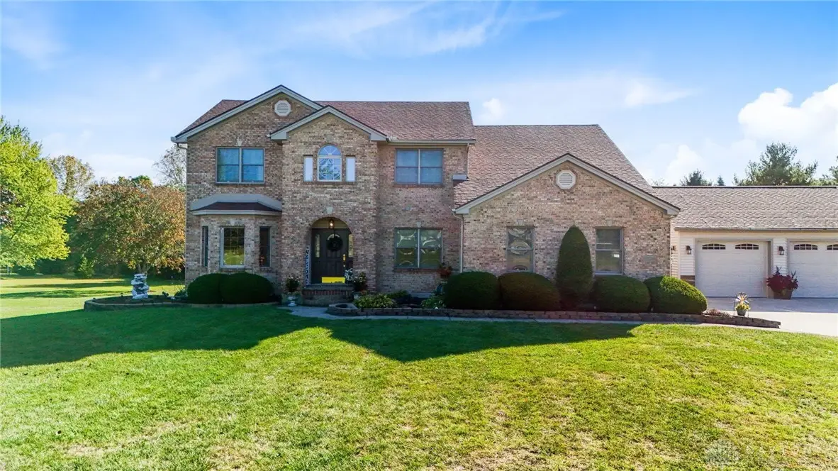 5034 Clearcreek Trail, Bath Township, OH 45387 - Image #1