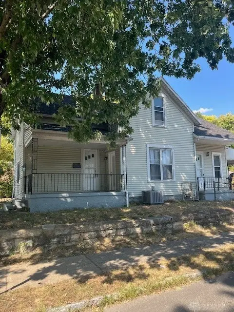 102 N Hedges Street, Dayton, OH 45403