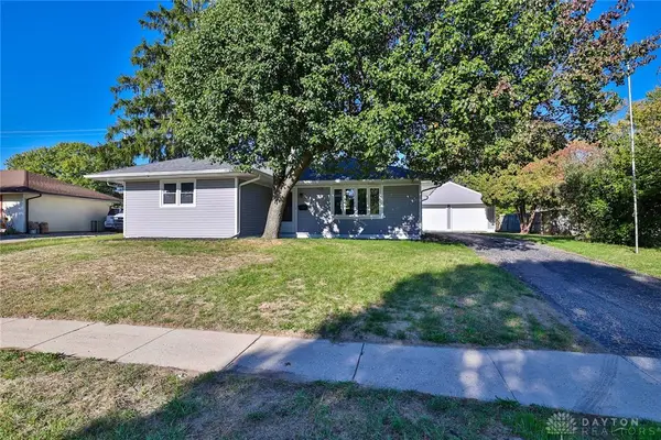 389 N Garber Drive, Tipp City, OH 45371