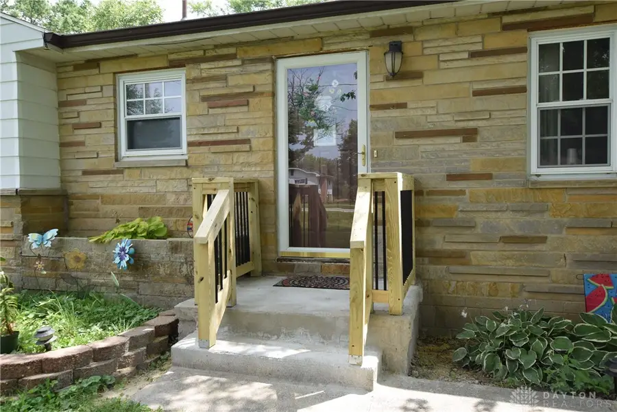 5889 Troy Road, Springfield, OH 45502 - Image #3