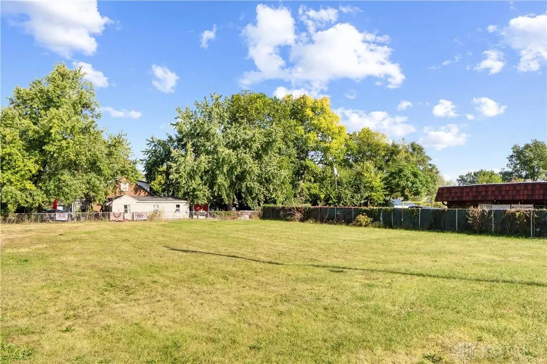 2301 Valley Pike, Dayton, OH 45404 - Image #1