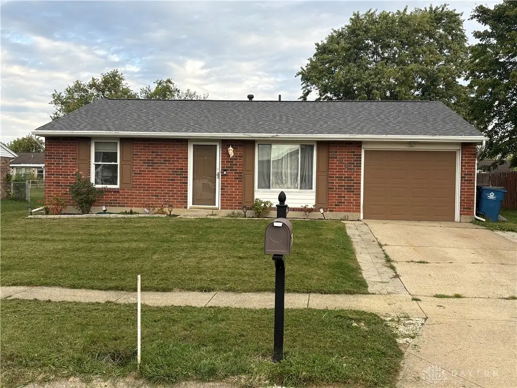 6089 Green Knolls Drive, Dayton, OH 45424 - Image #1