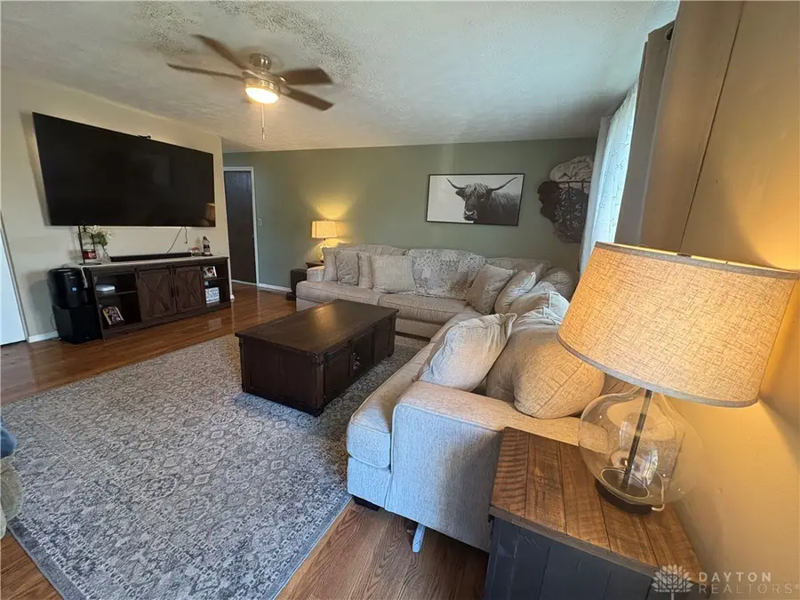 6089 Green Knolls Drive, Dayton, OH 45424 - Image #2