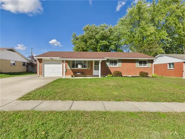 431 Avon Oak Court, New Lebanon, OH 45345