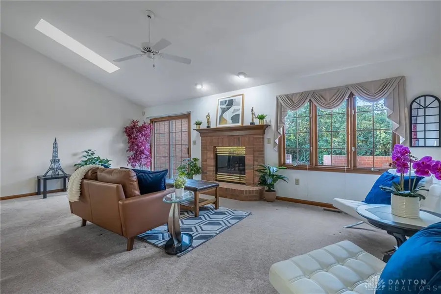 2592 Vienna Estates Drive, Huber Ridge, OH 45459 - Image #3