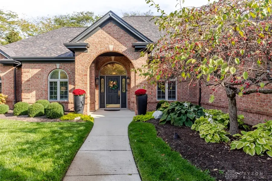 1053 Charter Place, Centerville, OH 45458 - Image #2