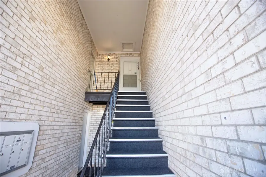 2223 Crew Circle, Dayton, OH 45439 - Image #2