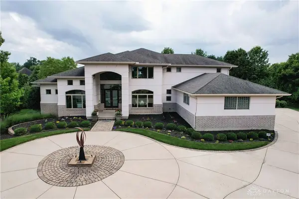 1029 Stay Lit Court, Bellbrook, OH 45305