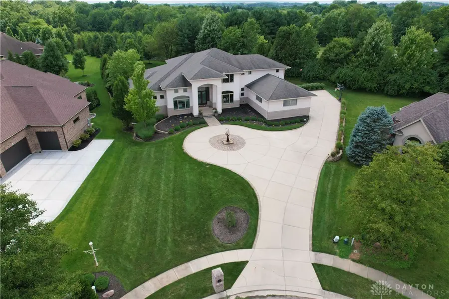 1029 Stay Lit Court, Bellbrook, OH 45305 - Image #2