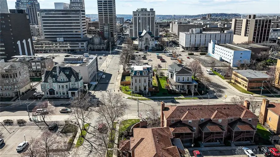 208 W Monument Avenue, Dayton, OH 45402 - Image #3