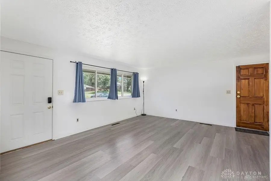 2090 Mattis Drive, Dayton, OH 45439 - Image #3