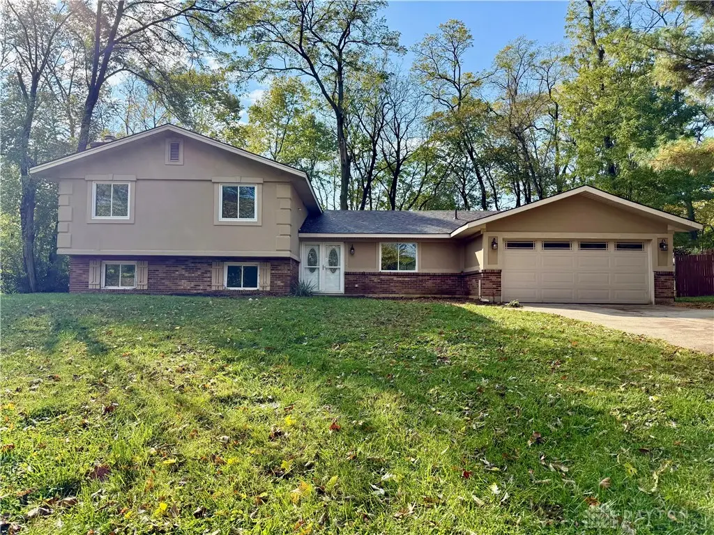 3785 Frostwood Drive, Beavercreek, OH 45430 - Image #1