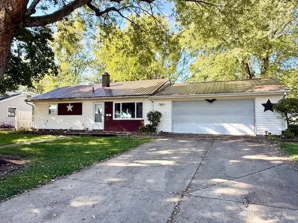 218 Lyndhurst Drive, Piqua, OH 45356