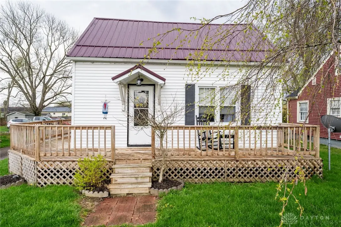 417 E Main Street, Leesburg, OH 45135 - #1