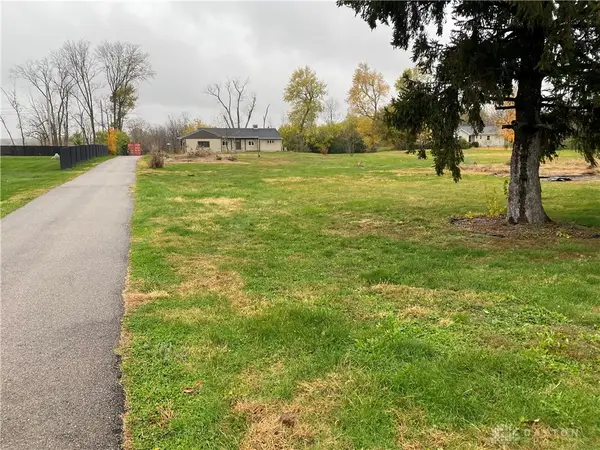 5615 Denlinger Road, Dayton, OH 45426