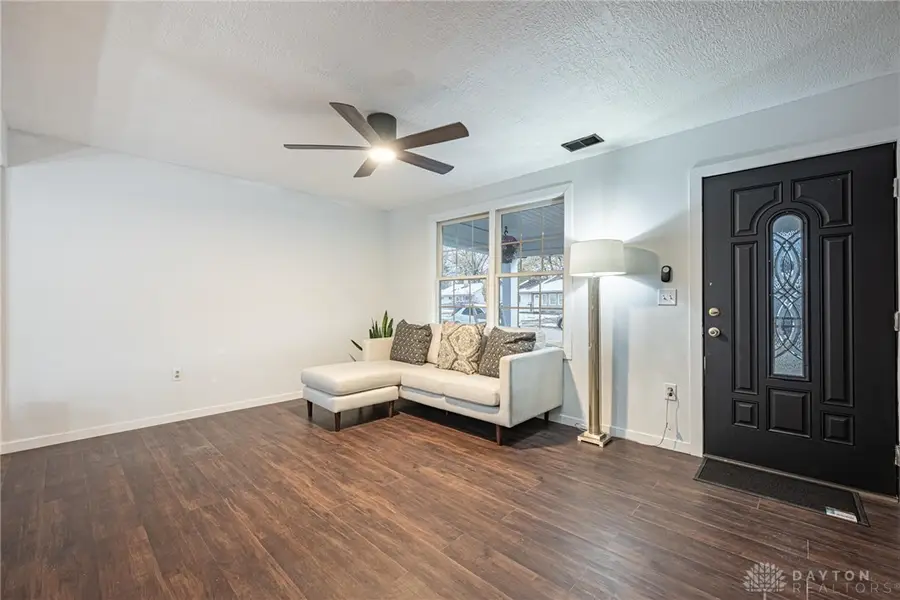 437 Kirkwood Drive, Fairborn, OH 45324 - Image #3