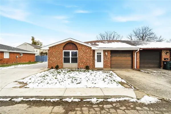 1926 Circle Kelly Jo Street, Middletown, OH 45044