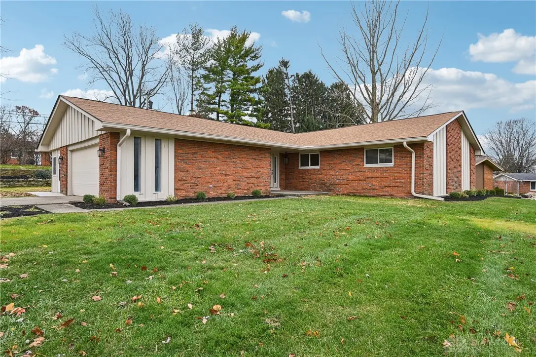 955 Oak Dale Drive, Xenia, OH 45385 - Image #1