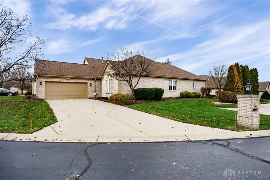 6835 Lorien Woods Drive, Dayton, OH 45459 - Image #2