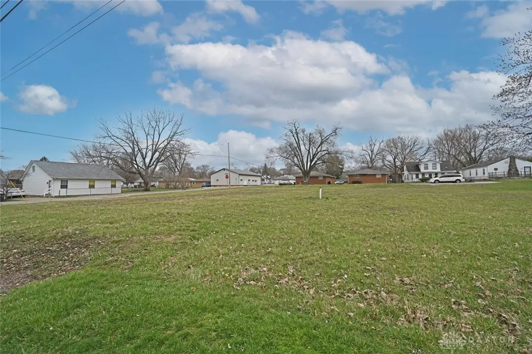 1807 Montgomery Avenue, Fairborn, OH 45324 - #1
