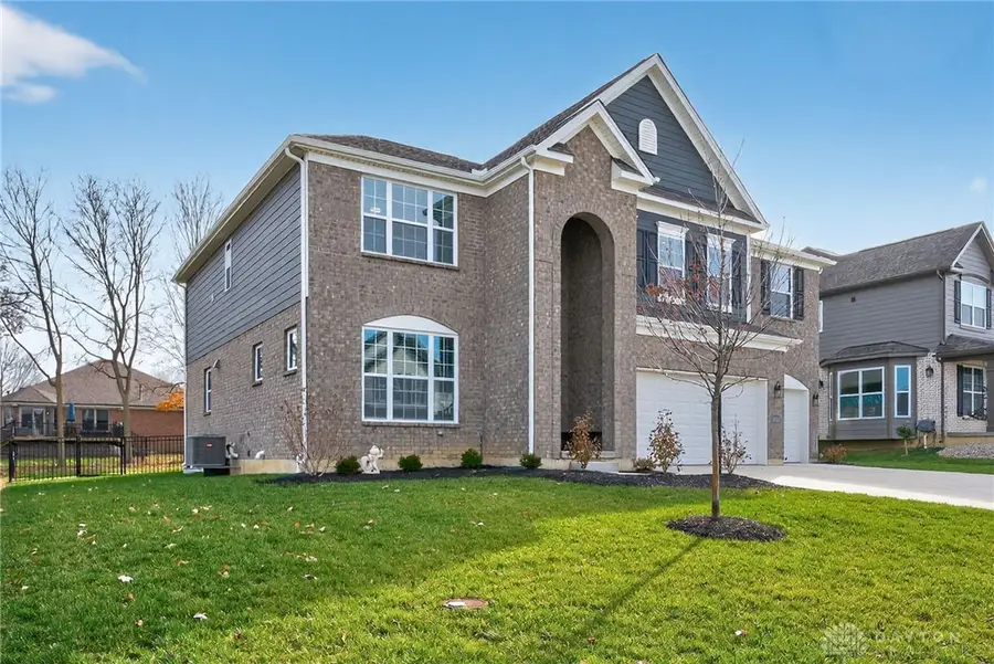 10152 Gully Pass Drive, Washington Township, OH 45458 - Image #2