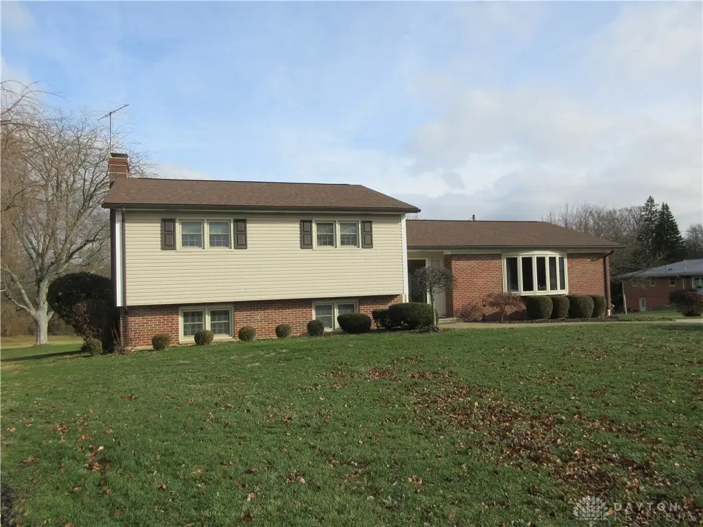 1319 Stratford Drive, Piqua, OH 45356 - Image #1