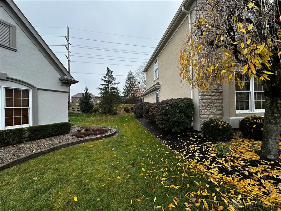 185 Barrington Village Drive, Xenia, OH 45385 - Image #3