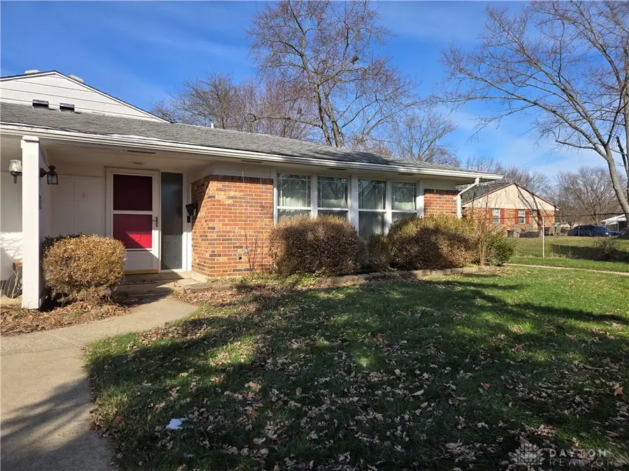 5934 Troy Villa Boulevard, Huber Heights, OH 45424 - Image #2