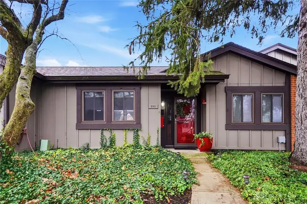 6161 Quinella Way, Centerville, OH 45459