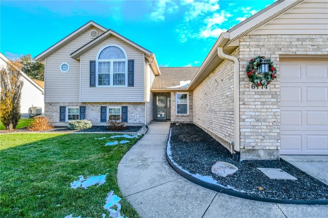 6774 Evergreen Circle, Huber Heights, OH 45424 - Image #1