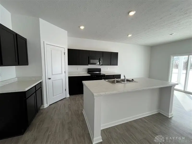 2027 Ivy Road, Clayton, OH 45315 - Image #3