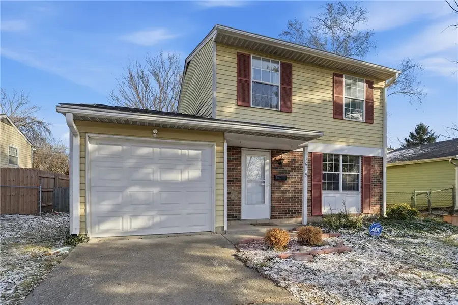 1619 Carriage Street, Middletown, OH 45044 - #2