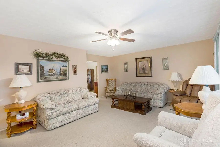 215 N Smith Street, New Carlisle, OH 45344 - Image #3