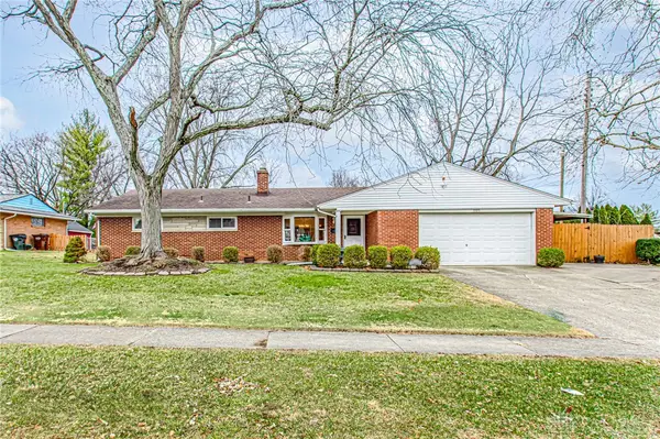 1105 Chateau Drive, Kettering, OH 45429