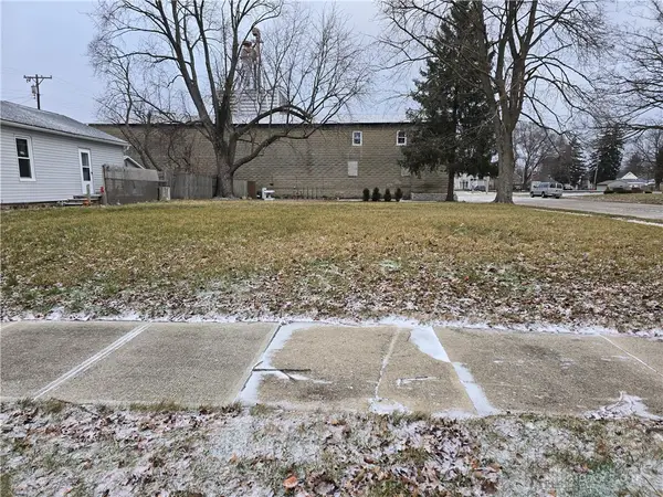 130 E High Street, Eaton, OH 45320