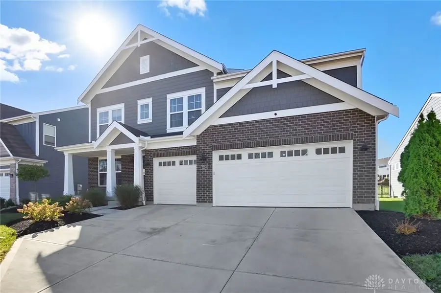 2054 Prestwick Bend, Miamisburg, OH 45342 - Image #2