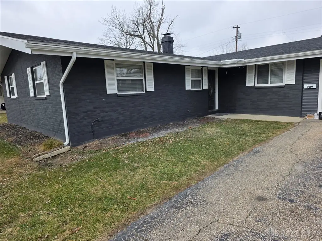 709 N Eppington Drive, Dayton, OH 45426 - Image #1