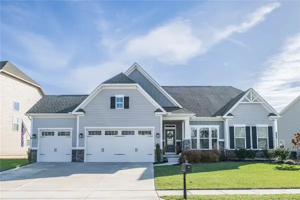 1112 Red Maple Drive, Troy, OH 45373