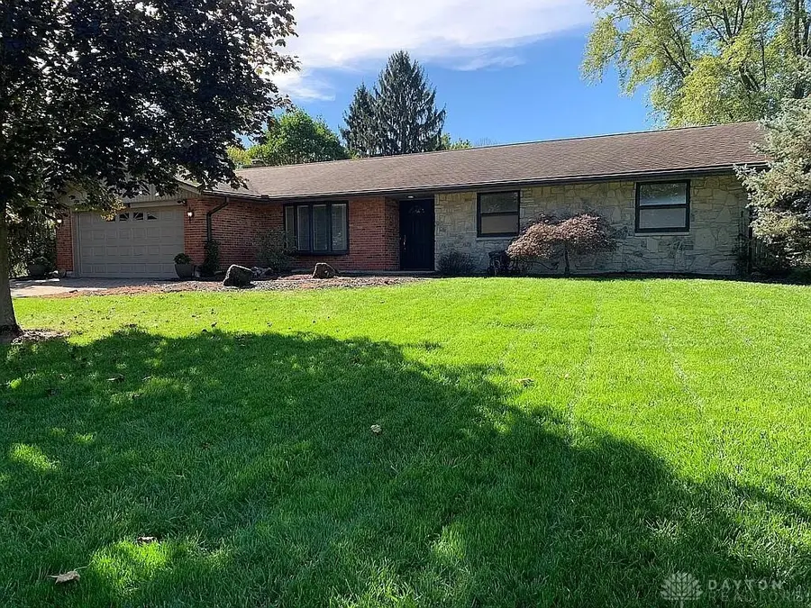 892 Hyde Park Drive, Dayton, OH 45429 - Image #2