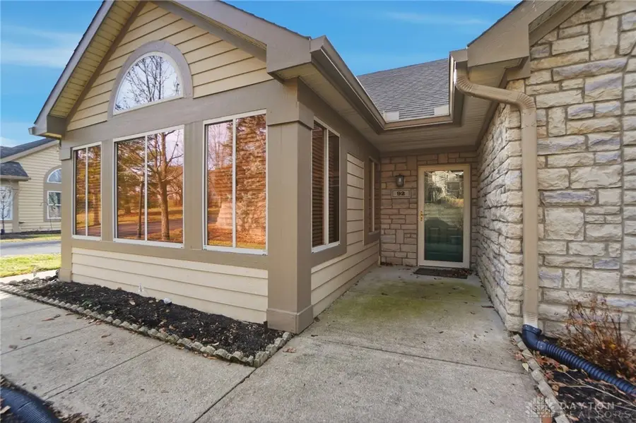 92 Villa Pointe Drive, Springboro, OH 45066 - Image #3