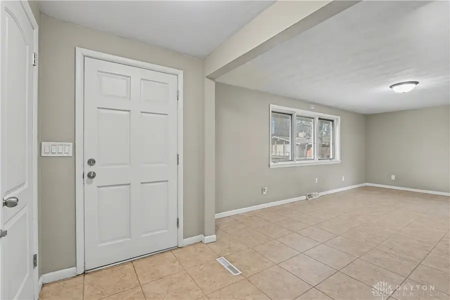 300 Heidi Court, Dayton, OH 45459 - Image #3