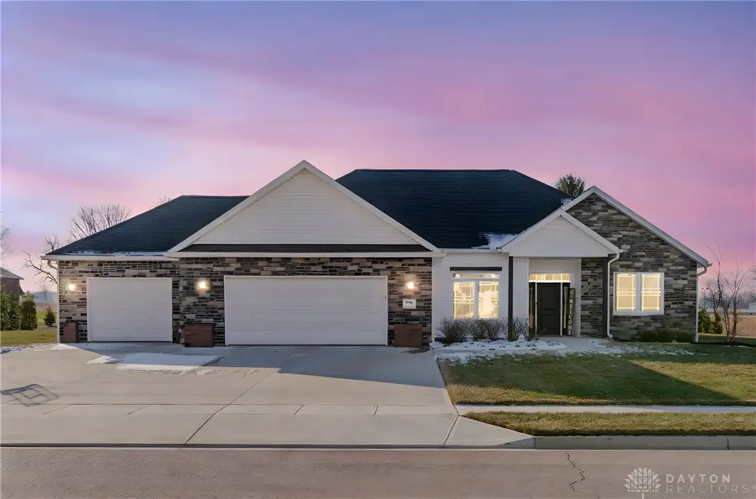 996 Stony Brook Lane, Troy, OH 45373 - Image #1