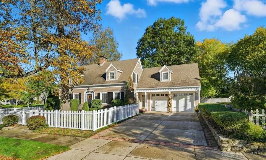 408 Southwood Drive, Springfield, OH 45504 - #3