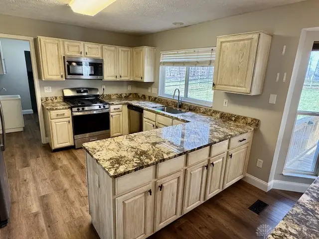 398 Wyndham Drive, Maineville, OH 45039 - Image #2