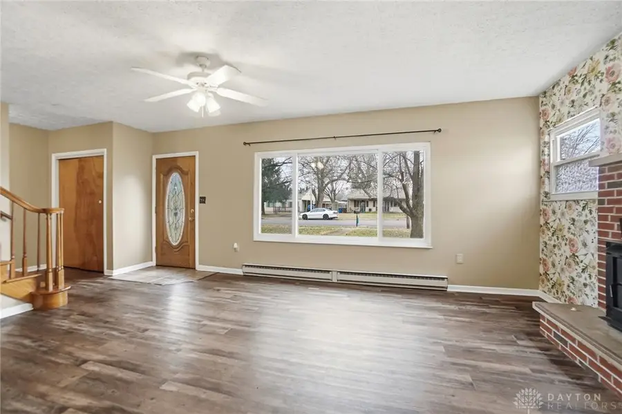 336 N Wolf Creek Street, Brookville, OH 45309 - Image #3